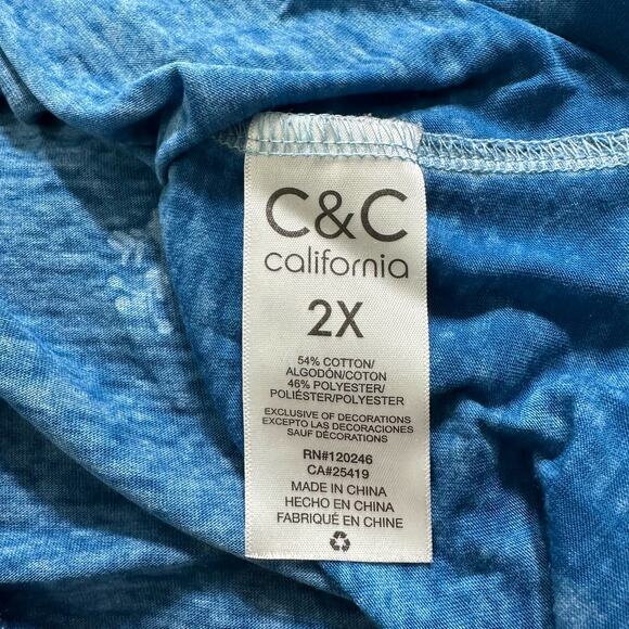 C&C California Women's Top Plus Size 2X Blue White Floral Pullover Burnout Tee - Picture 5 of 6
